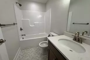 1573 N Village Cir, Kalamazoo, MI 49009 - Photo 11