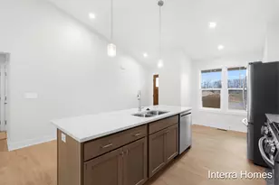 1573 N Village Cir, Kalamazoo, MI 49009 - Photo 7