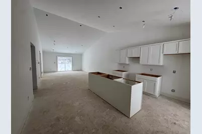 1575 N Village Circle, Kalamazoo, MI 49009 - Photo 3