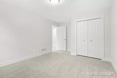 1571 N Village Circle, Kalamazoo, MI 49009 - Photo 25