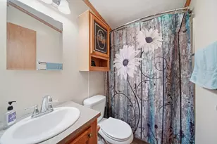 809 Missouri River Dr, Adrian, MI 49221 - Photo 21