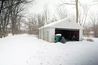 2105 Mary Avenue, Lansing, MI 48910 - Photo 9