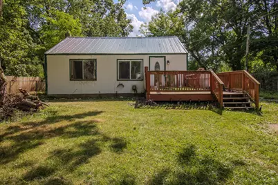 712 S Lagrave Street, Paw Paw, MI 49079 - Photo 1