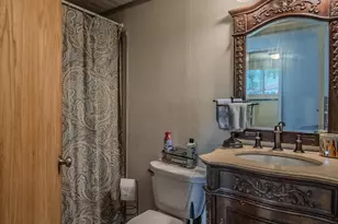 712 S Lagrave St, Paw Paw, MI 49079 - Photo 11