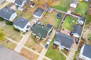 2690 Pinehurst Rd, Norton Shores, MI 49441 - Photo 27