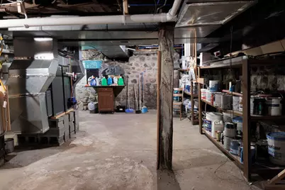 208 W Erie Street, Albion, MI 49224 - Photo 57