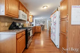 340 E River Rd, Muskegon, MI 49445 - Photo 7