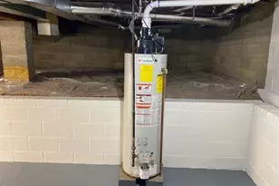 201 Swedish Dr, Battle Creek, MI 49037 - Photo 19