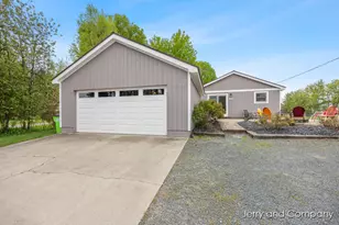 2058 N White Birch Dr, Mears, MI 49436 - Photo 1