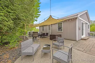 2058 N White Birch Dr, Mears, MI 49436 - Photo 5