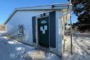 2051 Battle Creek Rd, Charlotte, MI 48813 - Photo 3