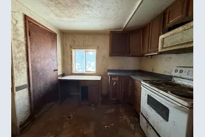 2051 Battle Creek Road, Charlotte, MI 48813 - Photo 13