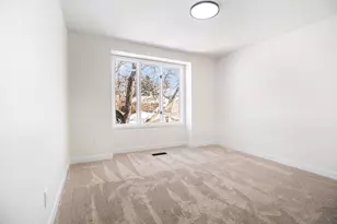 654 Greenhills Dr, Ann Arbor, MI 48105 - Photo 27