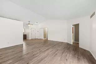 26430 Sanajo Ct, Chesterfield, MI 48051 - Photo 11