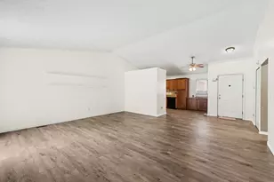 26430 Sanajo Ct, Chesterfield, MI 48051 - Photo 9