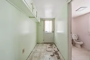 108 Bagg Ave, Jackson, MI 49203 - Photo 17