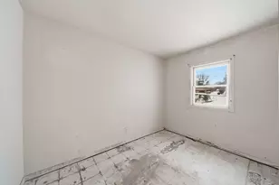 108 Bagg Ave, Jackson, MI 49203 - Photo 15