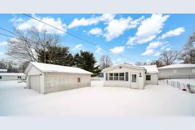 108 Bagg Avenue, Jackson, MI 49203 - Photo 3