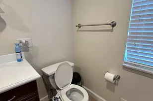 2184 Cumberland Dr, Troy, MI 48085 - Photo 21