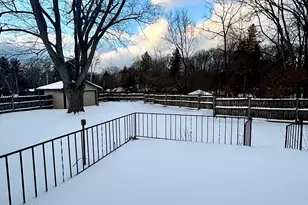 325 Winwood Ave, Saint Joseph, MI 49085 - Photo 3