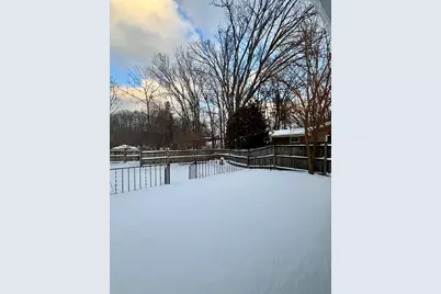 325 Winwood Avenue, Saint Joseph, MI 49085 - Photo 31