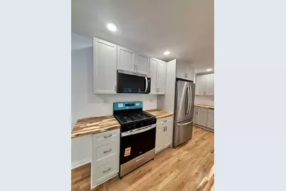 325 Winwood Avenue, Saint Joseph, MI 49085 - Photo 29