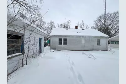 422 Paw Paw Avenue, Watervliet, MI 49098 - Photo 21