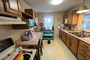 422 Paw Paw Ave, Watervliet, MI 49098 - Photo 3