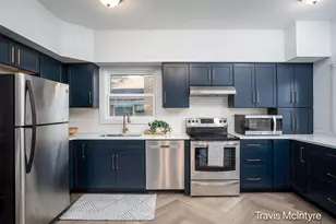 2053 SE Paris Ave, Grand Rapids, MI 49505 - Photo 9