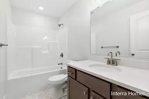 1577 N Village Cir, Kalamazoo, MI 49009 - Photo 23