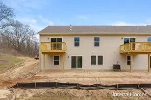 1577 N Village Cir, Kalamazoo, MI 49009 - Photo 31