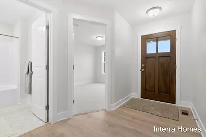 1577 N Village Circle, Kalamazoo, MI 49009 - Photo 7