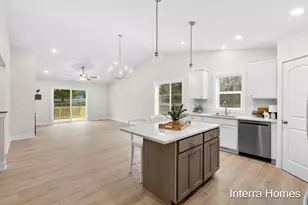 1577 N Village Cir, Kalamazoo, MI 49009 - Photo 3