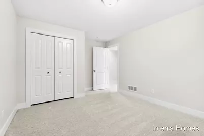 1577 N Village Circle, Kalamazoo, MI 49009 - Photo 25