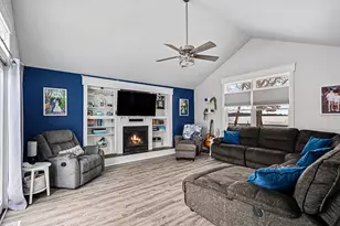 10881 Hoffman Rd, Three Rivers, MI 49093 - Photo 7