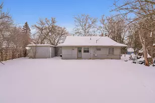 2310 Pinecrest Ave, Ann Arbor, MI 48104 - Photo 9