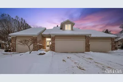 312 E North Street, Hastings, MI 49058 - Photo 1