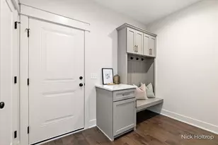 9738 56th Ave, Allendale, MI 49401 - Photo 7