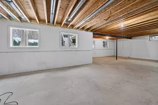 10056 Rosemarie Run, Brighton, MI 48114 - Photo 39