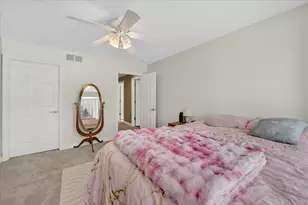 10056 Rosemarie Run, Brighton, MI 48114 - Photo 33