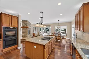 10056 Rosemarie Run, Brighton, MI 48114 - Photo 15