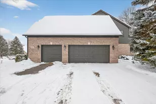 10056 Rosemarie Run, Brighton, MI 48114 - Photo 41