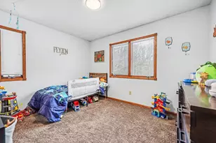 425 E Sternberg Rd, Norton Shores, MI 49441 - Photo 15