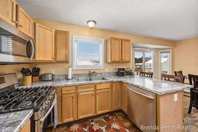 312 Lloyd Court, Middleville, MI 49333 - Photo 11