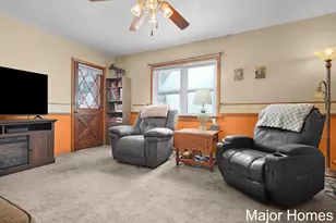 629 Harlan Ave NE, Grand Rapids, MI 49503 - Photo 17