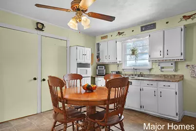 629 Harlan Avenue NE, Grand Rapids, MI 49503 - Photo 11