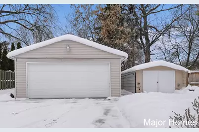 629 Harlan Avenue NE, Grand Rapids, MI 49503 - Photo 5