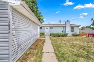 13854 Emens Dr, Hudson, MI 49247 - Photo 11