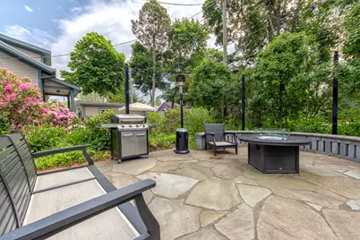 318 Superior Street, South Haven, MI 49090 - Photo 23