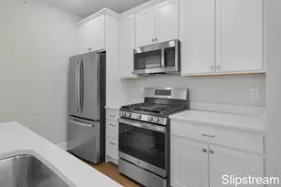 2354 Watertown Way NE, Grand Rapids, MI 49505 - Photo 5